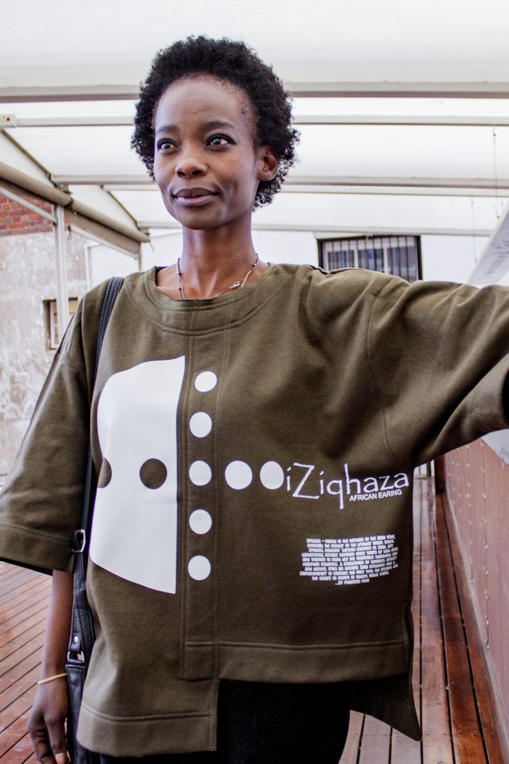 Iziqhaza T shirt - Image 9